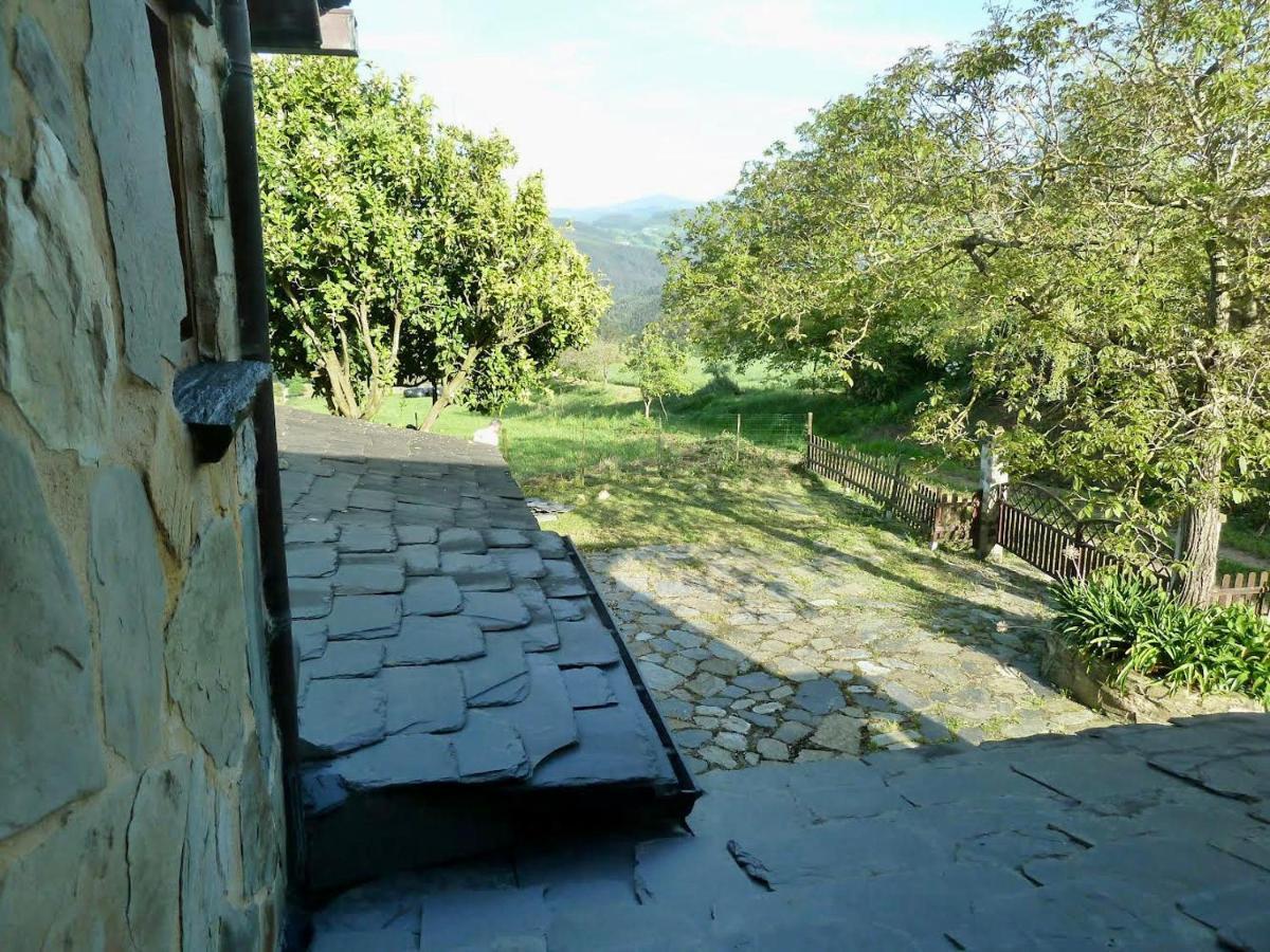 Casita Feliz Entre Montanas Y Cerca Del Mar Villa Trabada Bagian luar foto
